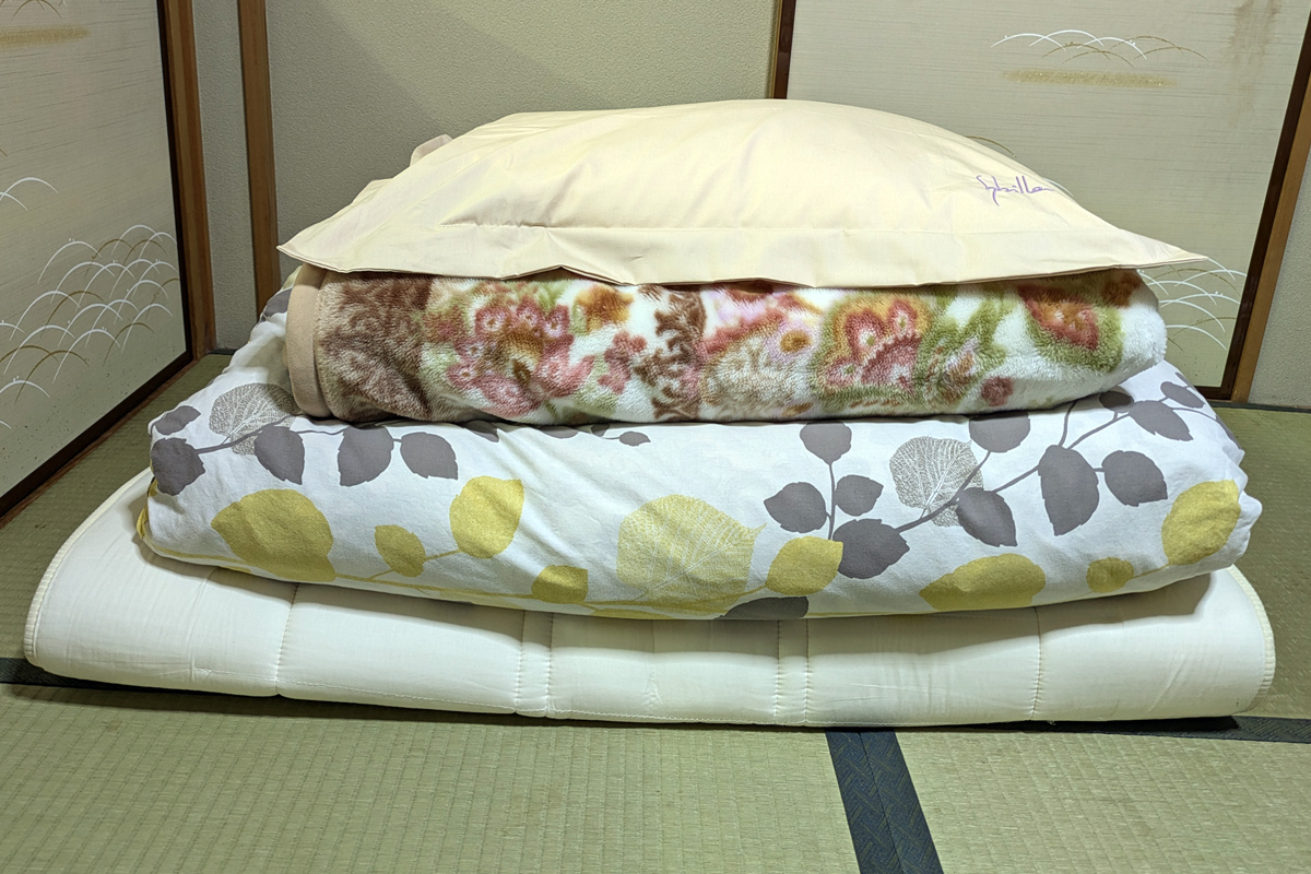 布団レンタル 敷き布団・掛け布団・毛布・枕セット